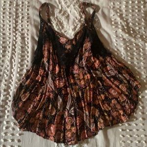 Floral cami, size small
